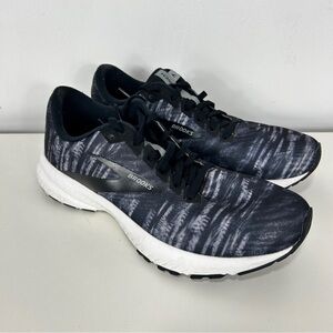 Brooks Launch 7 Black and White Athletic Shoes with Cushioned Sole